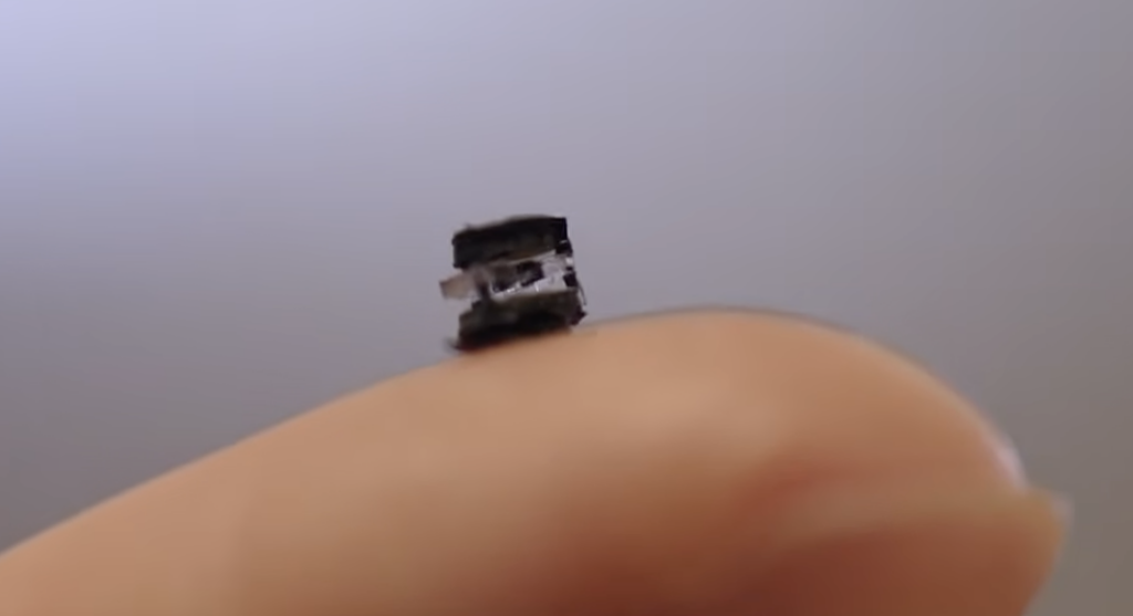 A ‘5-in-1’ seed-sized surgical robot